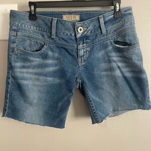 Guess Denim Cutoff Jean Shorts Bermuda size 30